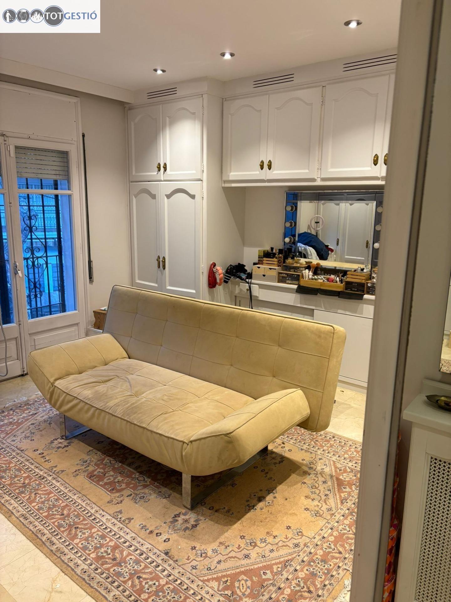 Chalet en venta en situacion privilegiada cerca del mar en Platja D’Aro – v-20180